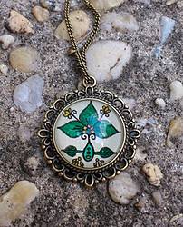 Puella Aeterna: Forest Leaves Necklace Giveaway