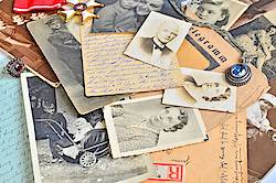 Ancestry.com Ten Days of Holiday Giving Sweepstakes