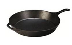 Leite's Culinaria Lodge Logic 15-Inch Cast Iron Skillet Giveaway