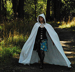 Faire Miscellany: Full Length Cape Giveaway
