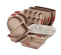 Leite’s Culinaria Rachael Ray 10-Piece Bakeware Set Giveaway