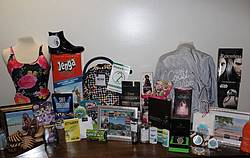 ExtraTV Teen Choice Awards Prize Pack 1 of 2 Giveaway