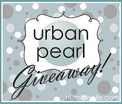 Humbleville: Pearl Necklace And Earring Giveaway