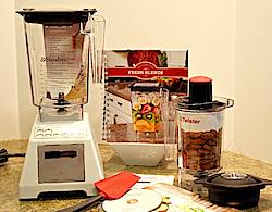 Busy-at-Home: Blendtec Total Classic Blender Giveaway