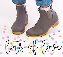 Chooka Boots Lots of Love Giveaway