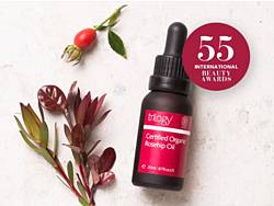 Queen of Style: Win It: Trilogy Certified Organic Rosehip Oil Giveaway