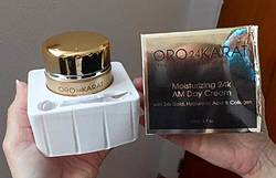 Beauty Cooks Kisses: ORO24Karate Moisture Boosting Day Cream Giveaway