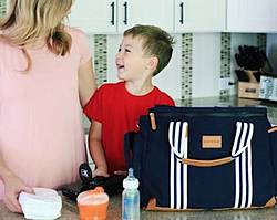A Modern Mom Blog: Designer Diaper Bag Giveaway