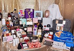 ExtraTV Giftbag From the Daytime Emmys Golden Gifting Suite Giveaway
