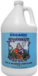 Raise Your Garden: Neptune’s Harvest 4-Piece Fertilizer Kit Giveaway